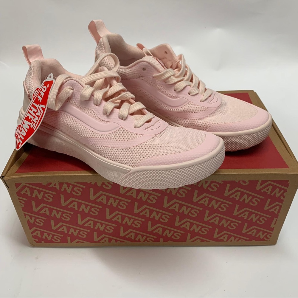 Vans NWT ultrarange women size 6.5